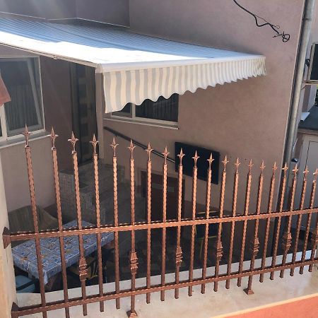 Нouse With Cute Little Yard Apartment Plovdiv Bagian luar foto