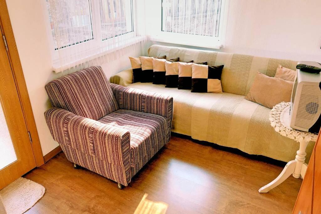 Нouse With Cute Little Yard Apartment Plovdiv Bagian luar foto