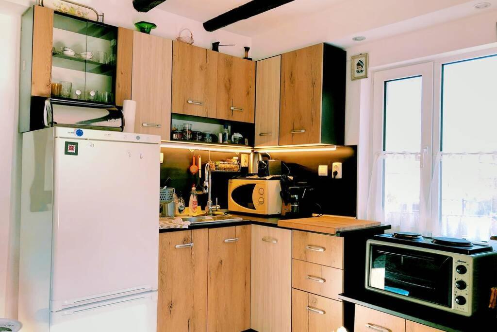 Нouse With Cute Little Yard Apartment Plovdiv Bagian luar foto